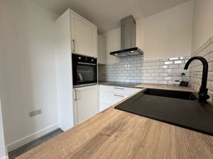 Photo 16- click for photo gallery